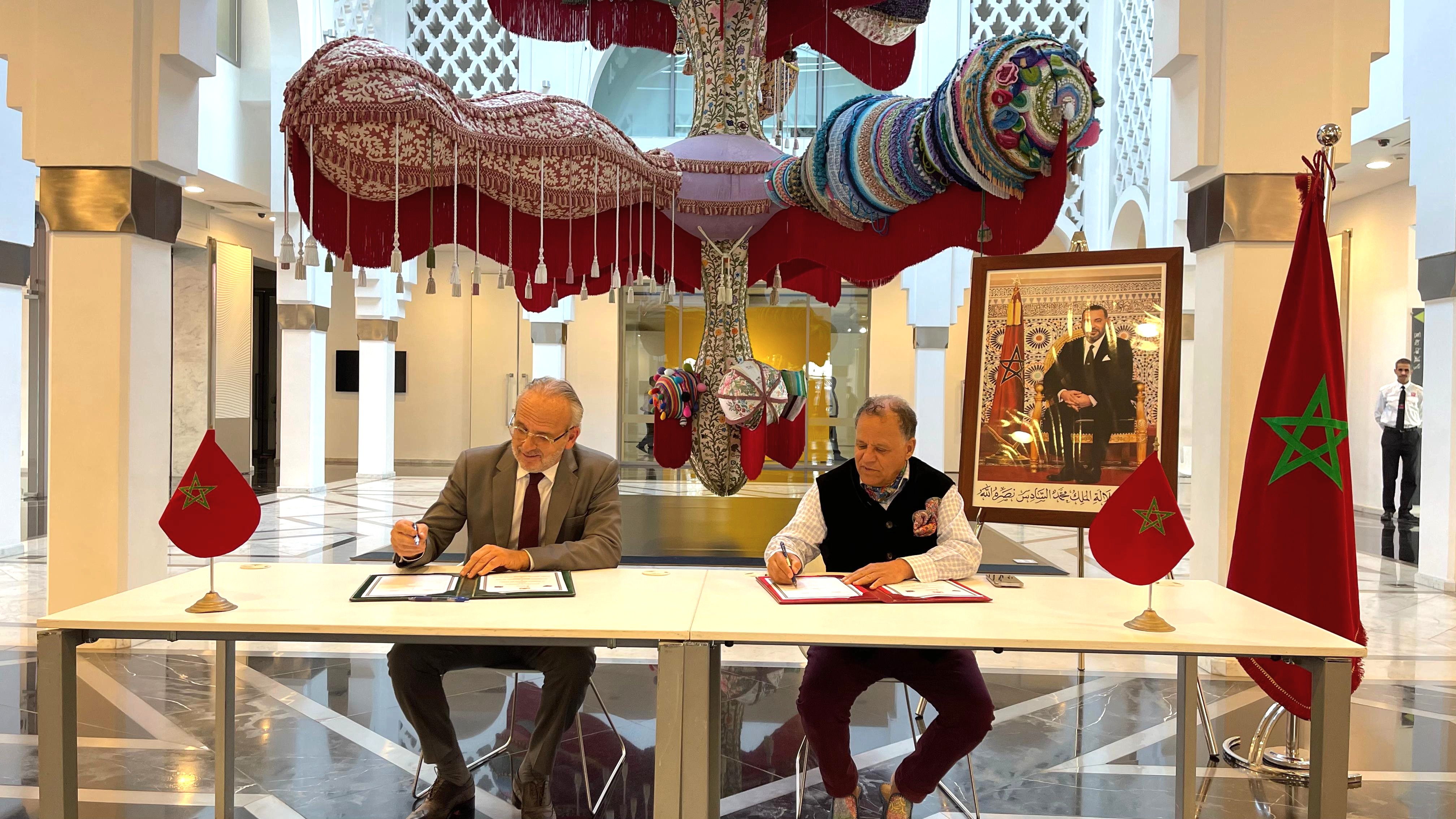 Signature d’une convention autour pour la promotion des jeux électroniques aux musées de la FNM
